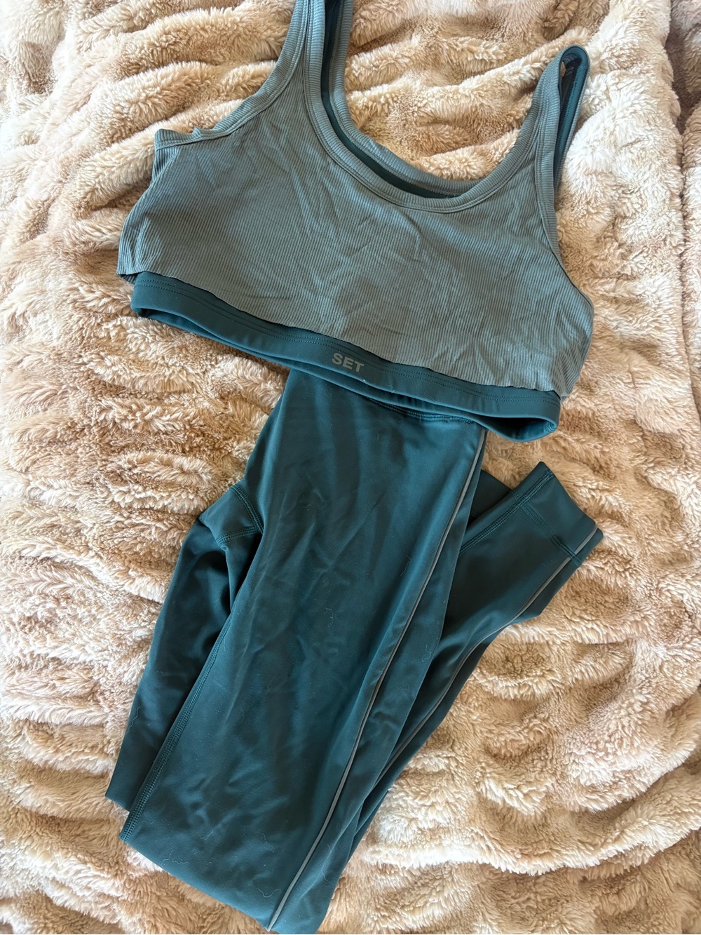 SET Active Teal Sports Bra and Leggings Set